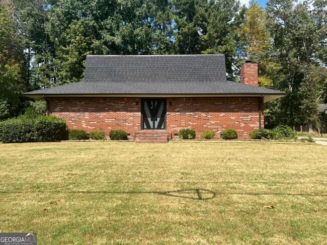 property at 5760 Penfield Pl