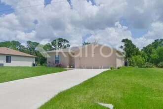 4341 NW 34th Ave in Cape Coral, FL - Building Photo - Building Photo