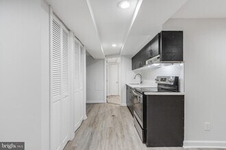 46 Q St NE in Washington, DC - Building Photo - Building Photo