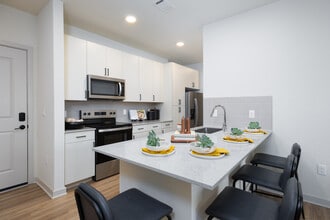 Aperture in Orlando, FL - Foto de edificio - Interior Photo