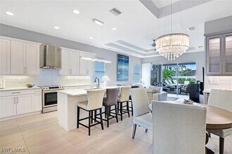 693 105th Ave N in Naples, FL - Building Photo - Building Photo