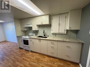1493 Kensington Pkwy in Brockville, ON - Building Photo - Building Photo