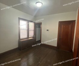 1160 E Delaware St in Gary, IN - Building Photo - Building Photo