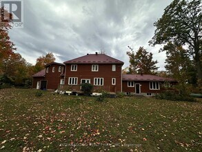 1075 Big Bay Point Rd in Barrie, ON - Building Photo - Building Photo