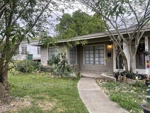 813 Rittiman Rd in San Antonio, TX - Building Photo - Building Photo