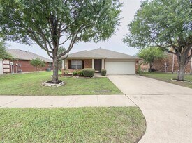 102 Galloping Trail in Forney, TX - Building Photo