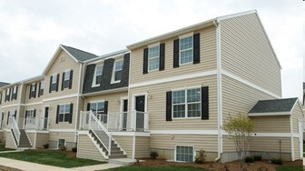 State College Collective on Farmstead in State College, PA - Building Photo