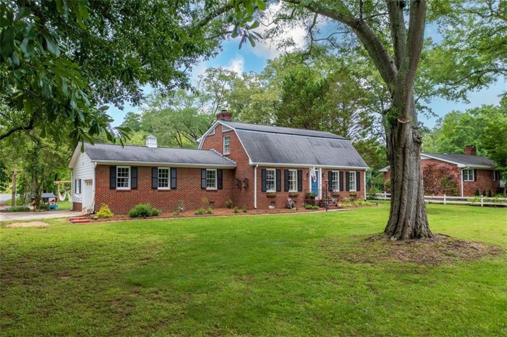 227 W Lakeshore Dr in Rome, GA - Building Photo