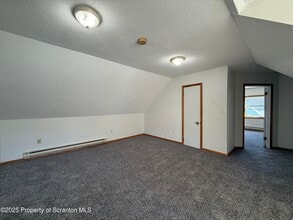 455 Madison Ave in Jermyn, PA - Building Photo - Building Photo