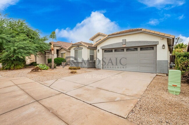 3284 W Five Mile Peak Dr in San Tan Valley, AZ - Building Photo - Building Photo