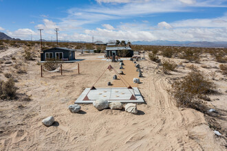 6713 Que Pas Ln in Twentynine Palms, CA - Building Photo - Building Photo