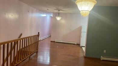 2462 Pitkin Ave in Brooklyn, NY - Building Photo - Building Photo