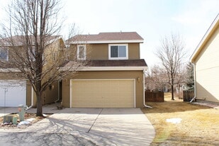 135 Apple Way in Windsor, CO - Building Photo