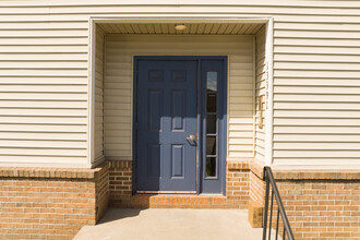 Roachton Flats in Perrysburg, OH - Foto de edificio - Building Photo