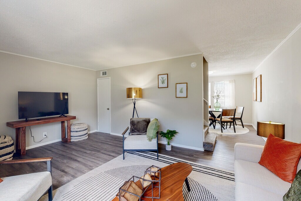 Midtown Oaks Townhomes in Mobile, AL