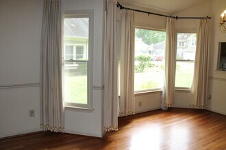 139 Barn Swallow Rdg in Yorktown, VA - Foto de edificio - Building Photo