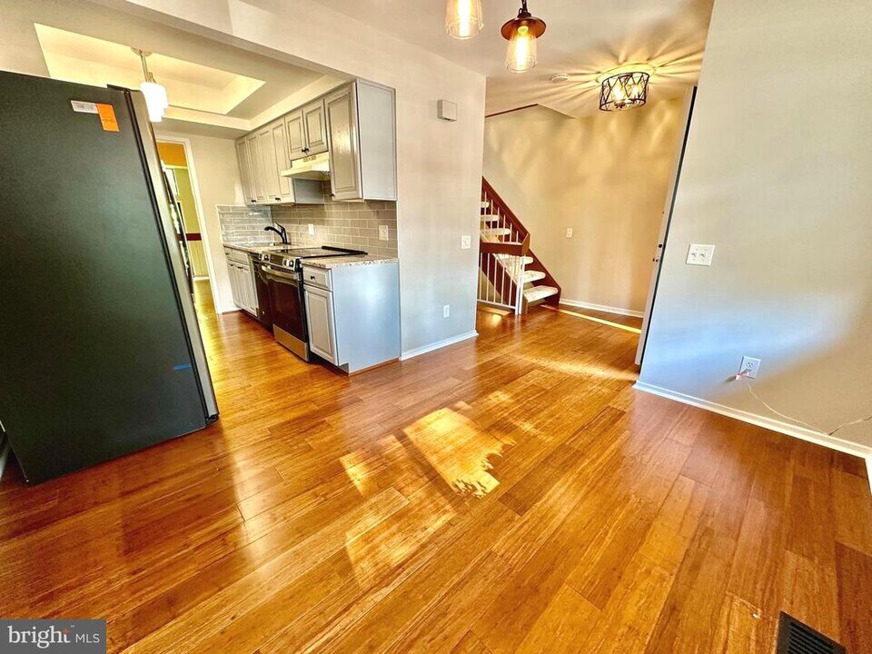 1526 Scandia Cir in Reston, VA - Building Photo