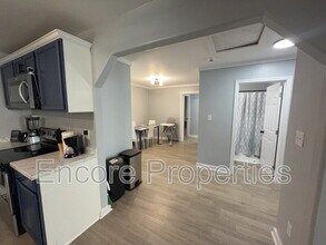 1614 Murchison Rd in Fayetteville, NC - Building Photo - Building Photo