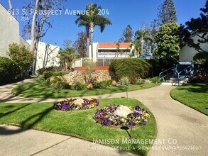 613 S Prospect Ave in Redondo Beach, CA - Building Photo - Building Photo