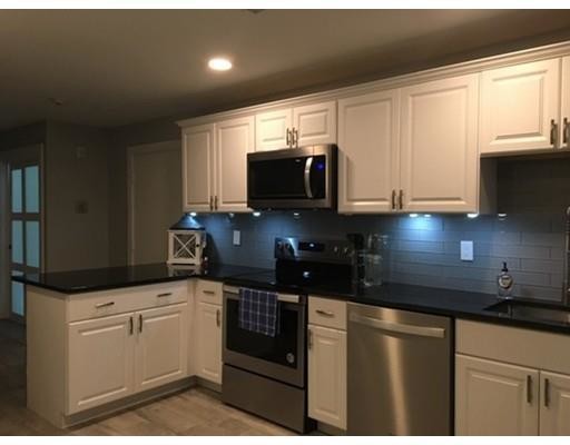 1 Carey Cir in Revere, MA - Building Photo