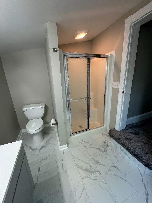 107 Jansen Ave in Essington, PA - Foto de edificio - Building Photo