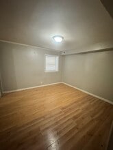 3823 N Whipple St in Chicago, IL - Foto de edificio - Building Photo