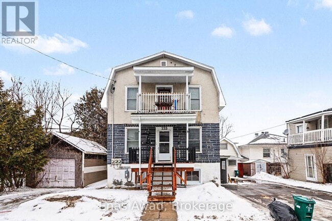 property at 233 Hector-Hotte Wy