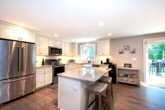 476 King St in Cohasset, MA - Building Photo - Building Photo