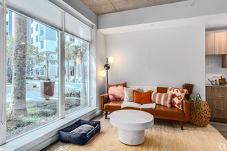 Julian in Orlando, FL - Building Photo - Building Photo