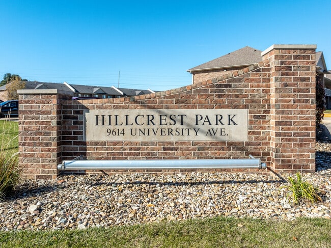 Hillcrest Park Apartments-Student Housing