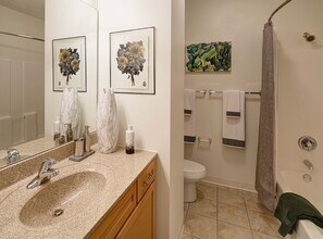 800 S Clark St, Unit 2010 in Chicago, IL - Building Photo - Building Photo