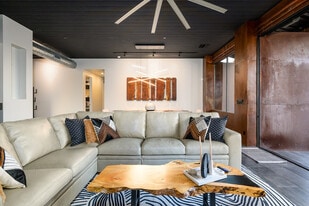 31500 N 49th Way in Cave Creek, AZ - Building Photo