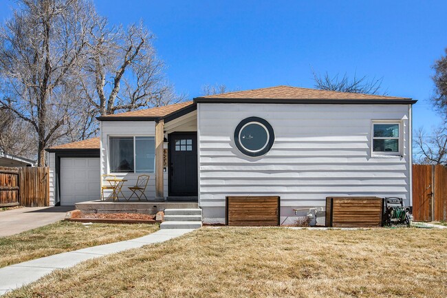 4590 S Sherman St in Englewood, CO - Building Photo - Building Photo