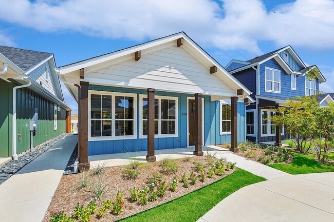 514 Woodside Trl in Waxahachie, TX - Building Photo - Building Photo