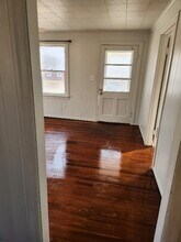 300 Nipper St in Fayette, MO - Foto de edificio - Building Photo