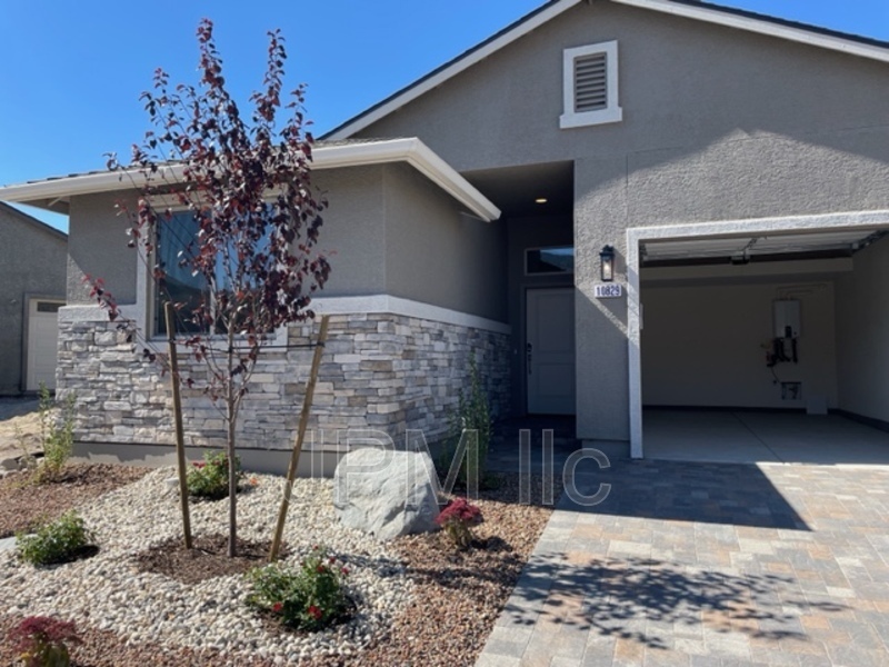 10829 Farmstead Ln in Reno, NV - Building Photo