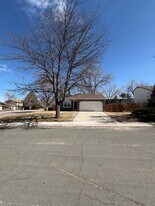 6693 Pony Express Dr in Colorado Springs, CO - Building Photo