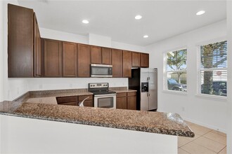 12218 Langstaff Dr in Windermere, FL - Building Photo - Building Photo