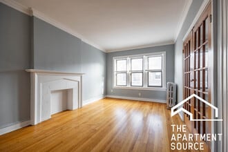 1319 W Estes Ave, Unit 35 in Chicago, IL - Foto de edificio - Building Photo