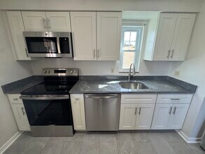 801 Broadway Ave in East Mckeesport, PA - Building Photo - Building Photo