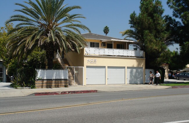 405 W Broadway in Glendale, CA - Building Photo - Building Photo