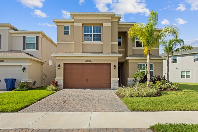property at 32688 Tamarind Grv Ln