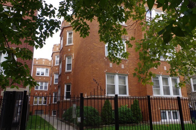 6440-6442 N Seeley Ave in Chicago, IL - Building Photo - Building Photo