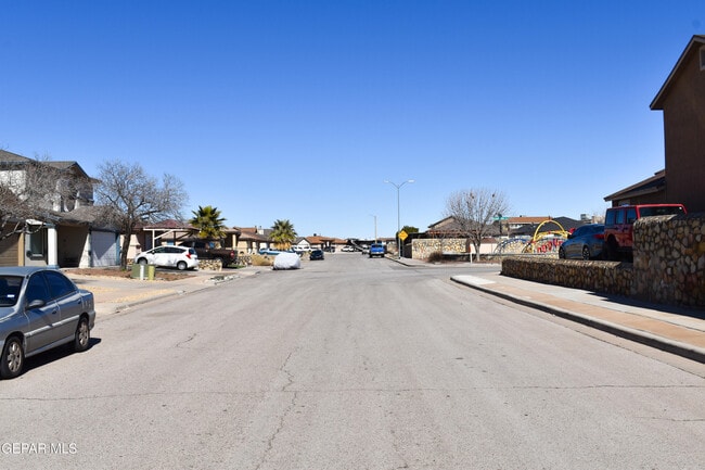 7313 Brick Dust St in El Paso, TX - Building Photo - Building Photo