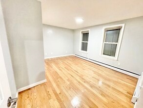 22 Clinton St in Mansfield, MA - Building Photo - Building Photo