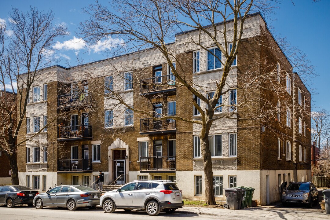 3485 Van Horne Av in Montréal, QC - Building Photo