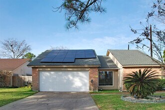 15510 W Barbara Cir in Houston, TX - Building Photo - Building Photo