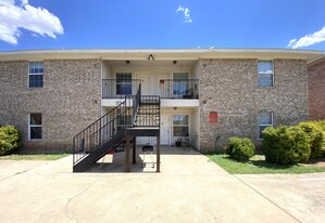 334 S 40th St, Unit D in Killeen, TX - Building Photo