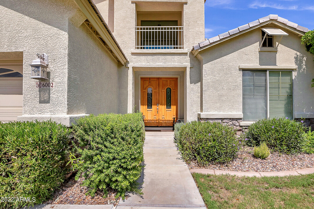 6002 W Park View Ln in Glendale, AZ - Building Photo