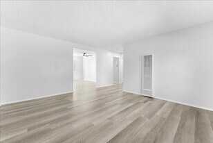 2919 Baldwin St in Los Angeles, CA - Building Photo